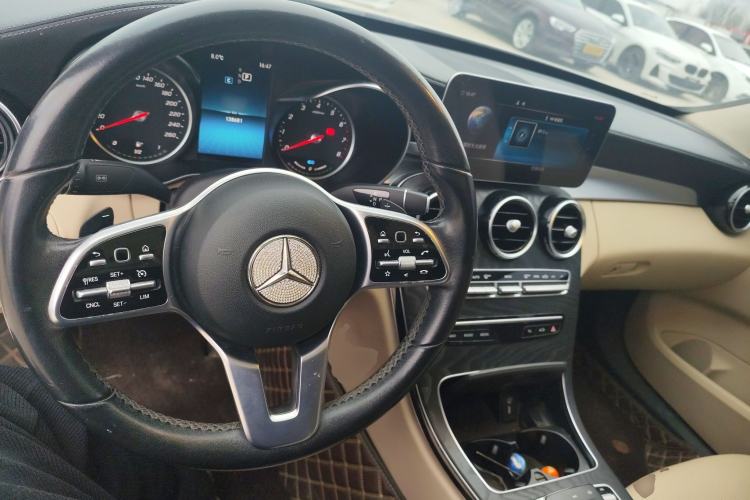 Used Mercedes-Benz C-Class 2019 C 260 L Sport Edition Center Console