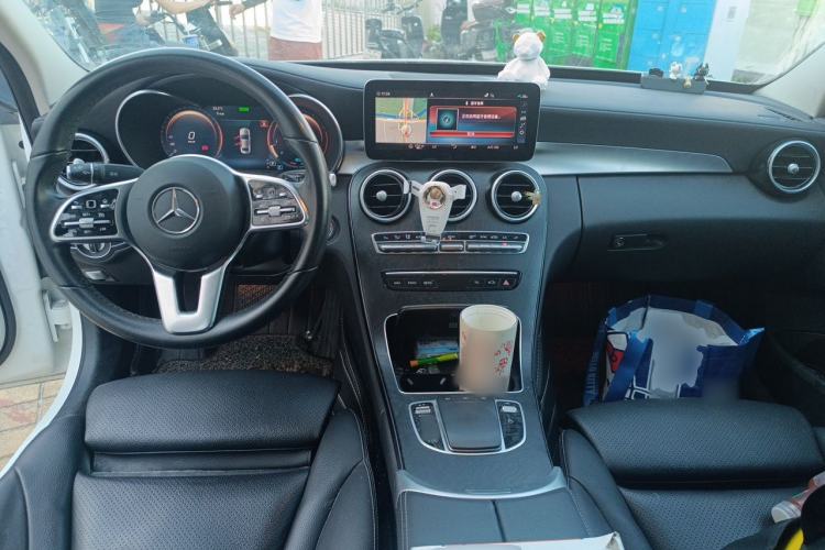 Used Mercedes-Benz C-Class 2019 C 260 Sport Edition 4MATIC Center Console