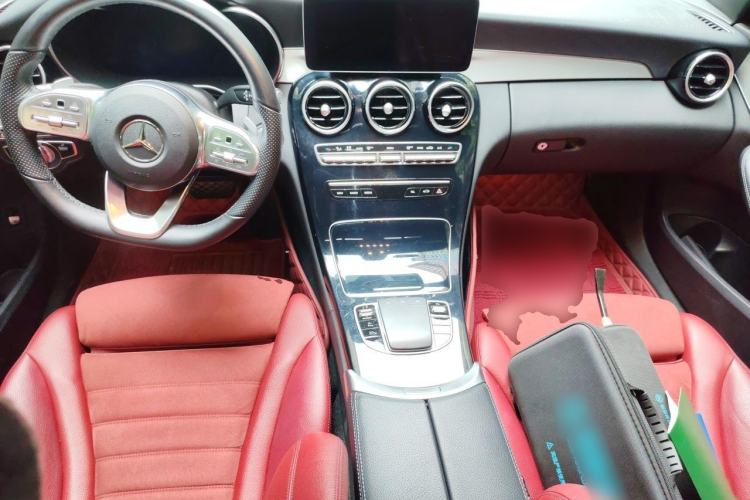 Used Mercedes-Benz C-Class 2019 C 260 Sport Edition Center Console