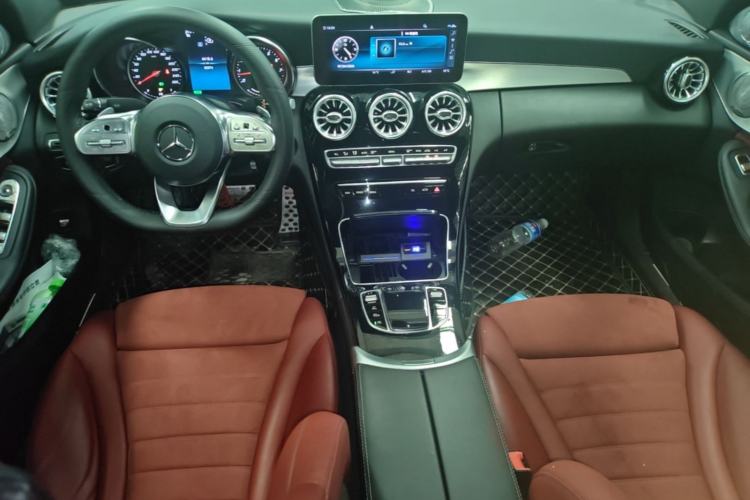 Used Mercedes-Benz C-Class 2019 C 260 Sport Edition Center Console