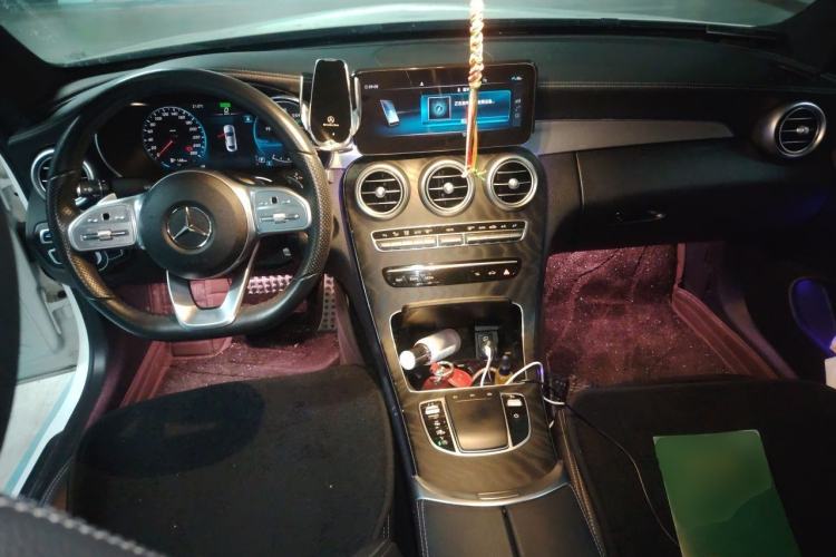 Used Mercedes-Benz C-Class 2019 C 260 Coupe Center Console
