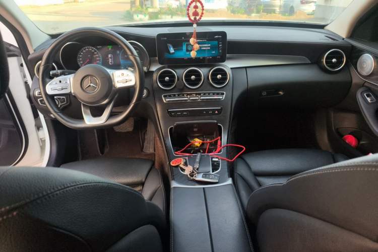 Used Mercedes-Benz C-Class 2019 Restyled C 260 L Sport Edition Center Console