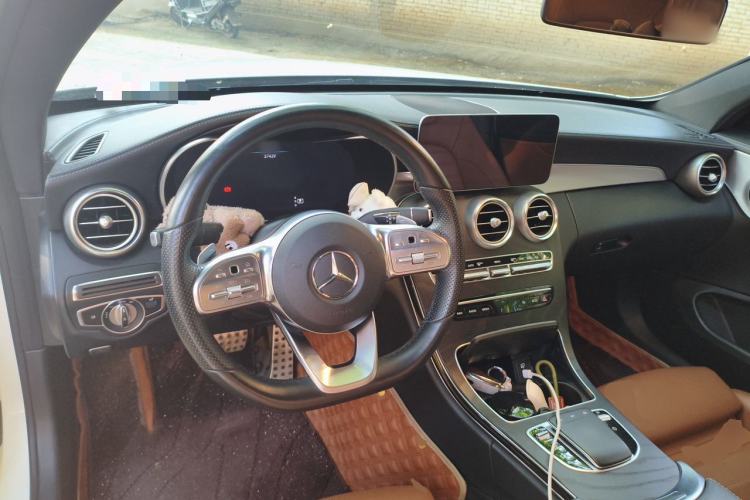 Used Mercedes-Benz C-Class 2019 C 260 Coupe Center Console