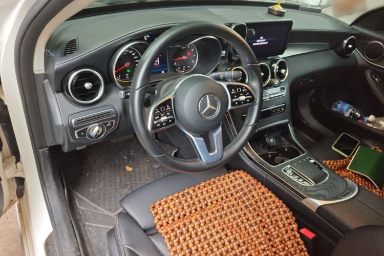 Used Mercedes-Benz C-Class 2019 C 180 L Fashion Edition Sport Version Center Console