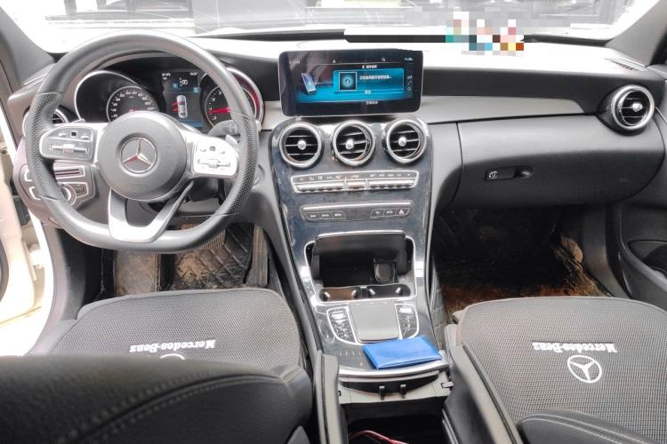 Used Mercedes-Benz C-Class 2019 C 260 Sport Edition Center Console