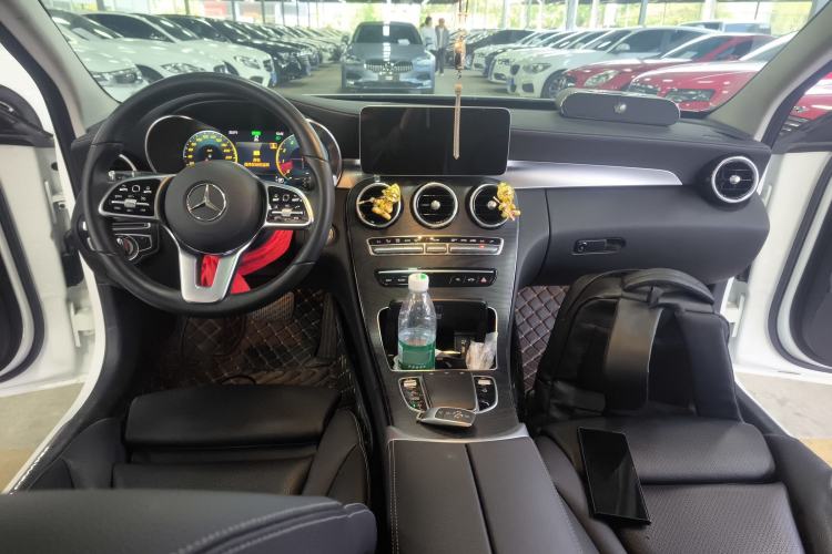 Used Mercedes-Benz C-Class 2019 C 260 L Sport Edition Center Console