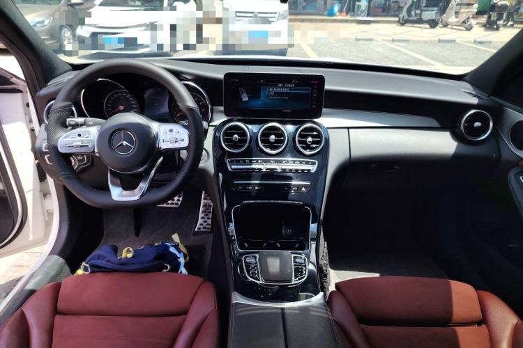 Used Mercedes-Benz C-Class 2019 C 260 Sport Edition Center Console