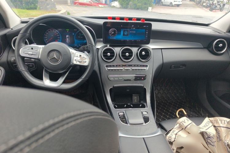 Used Mercedes-Benz C-Class 2019 Restyled C 260 L Sport Edition Center Console
