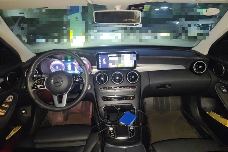 Used Mercedes-Benz C-Class 2019 C 260 L Sport Edition Center Console