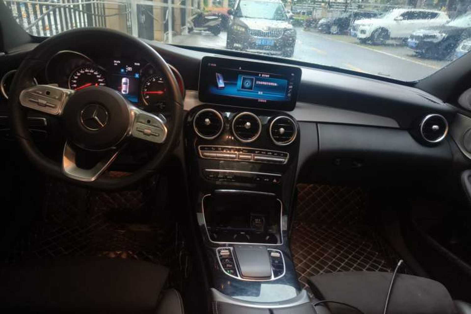 Used Mercedes-Benz C-Class 2019 C 260 Sport Edition Center Console