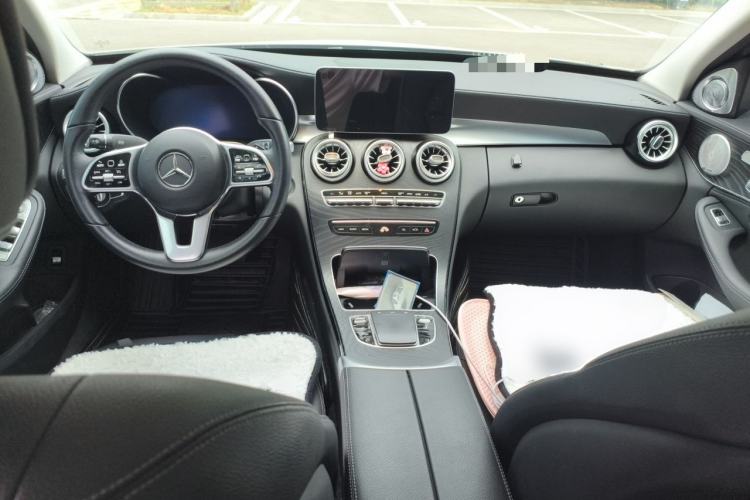 Used Mercedes-Benz C-Class 2019 Restyled C 260 L Sport Edition Center Console