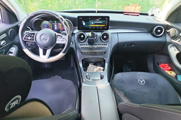 Used Mercedes-Benz C-Class 2019 C 260 L Sport Edition Center Console