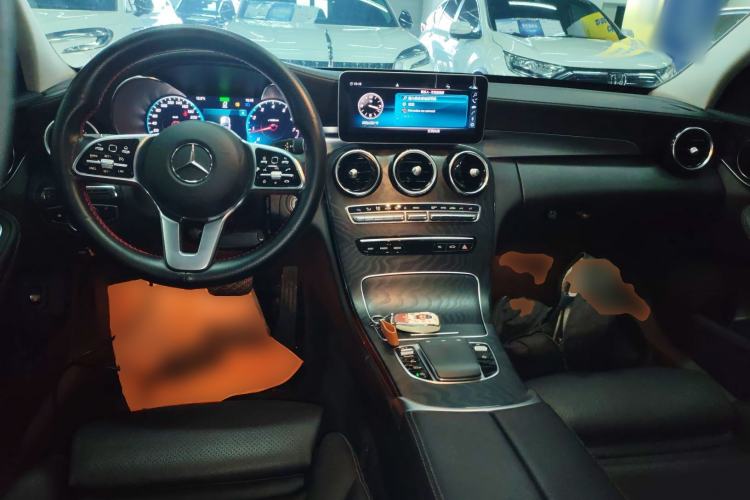 Used Mercedes-Benz C-Class 2019 C 260 L Sport Edition Center Console