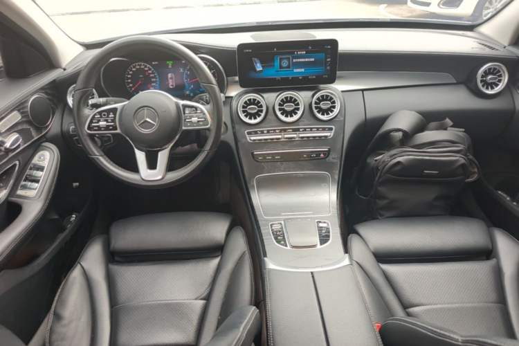 Used Mercedes-Benz C-Class 2019 Restyled C 260 L Sport Edition Center Console