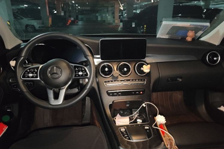Used Mercedes-Benz C-Class 2019 C 260 L Sport Edition Center Console