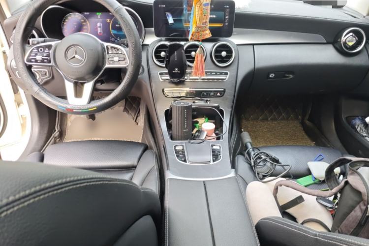 Used Mercedes-Benz C-Class 2019 Restyled C 260 L Sport Edition Center Console