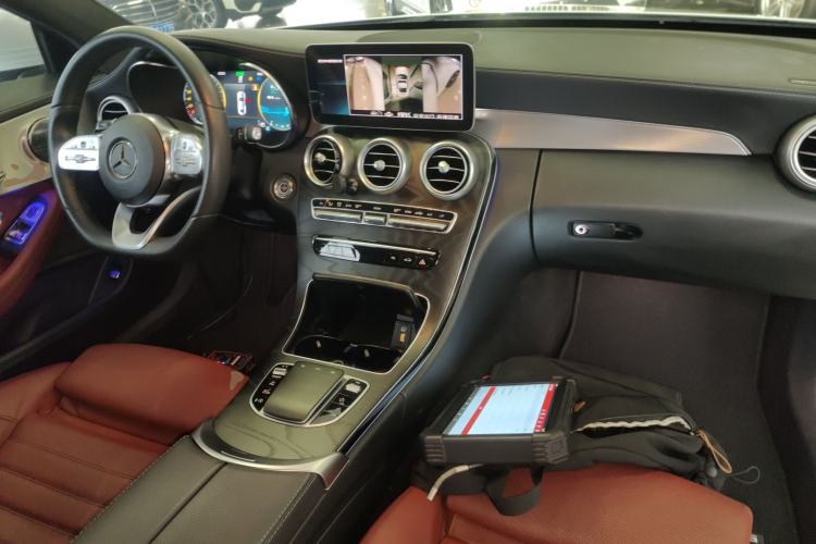 Used Mercedes-Benz C-Class 2019 C 260 Coupe Center Console