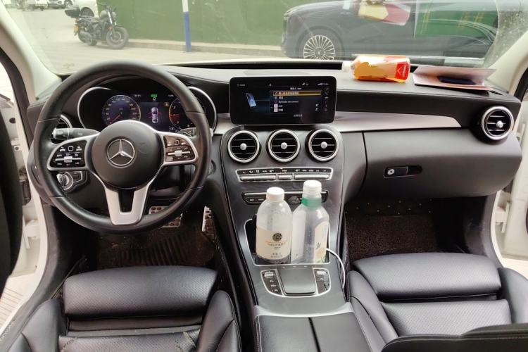 Used Mercedes-Benz C-Class 2019 Restyled C 260 L Sport Edition Center Console