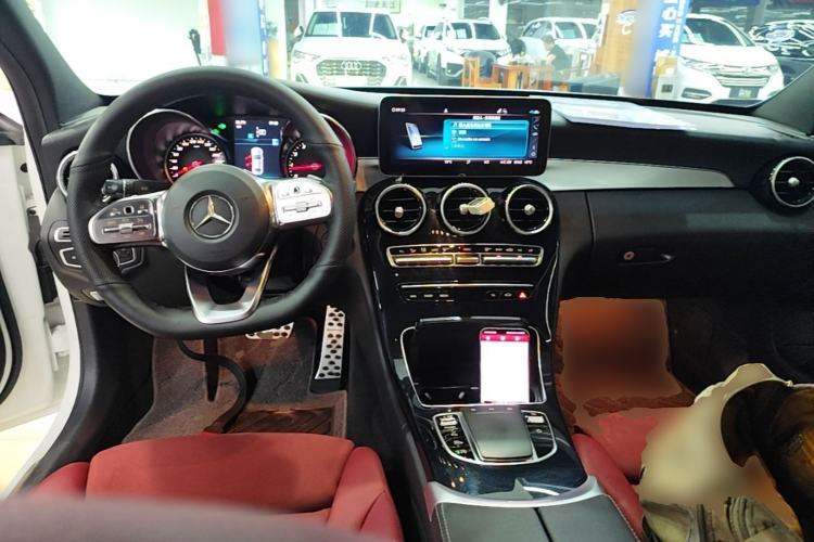 Used Mercedes-Benz C-Class 2019 C 260 Sport Edition Center Console