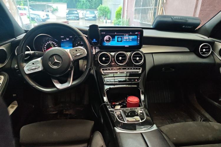 Used Mercedes-Benz C-Class 2019 C 260 Sport Edition Center Console