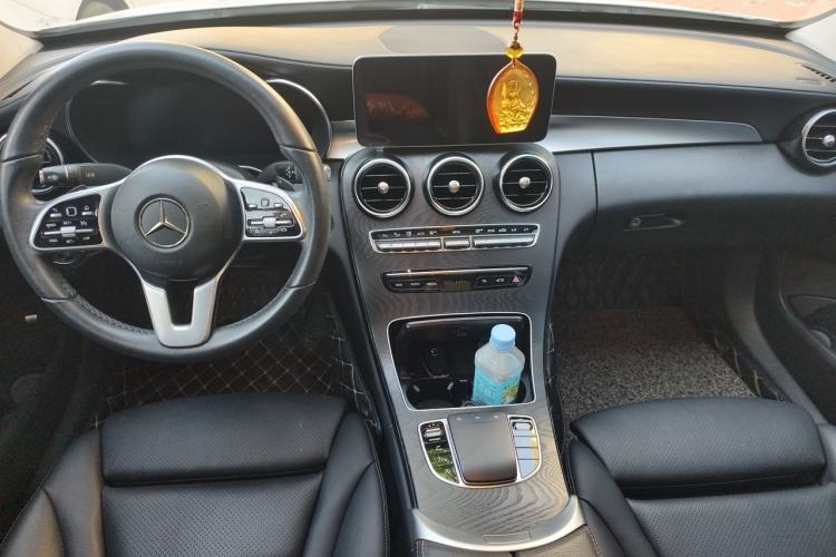 Used Mercedes-Benz C-Class 2019 Restyled C 260 L Sport Edition Center Console