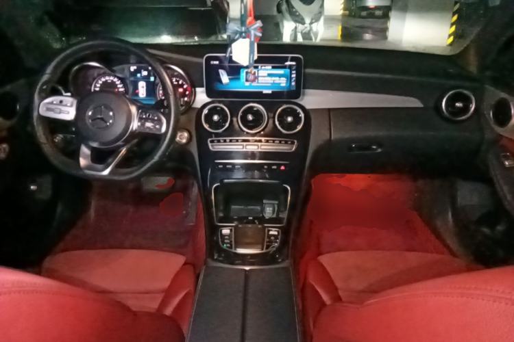 Used Mercedes-Benz C-Class 2019 C 260 Sport Edition Center Console