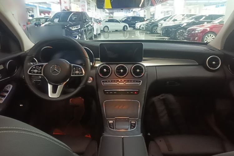 Used Mercedes-Benz C-Class 2019 C 260 L Sport Edition Center Console