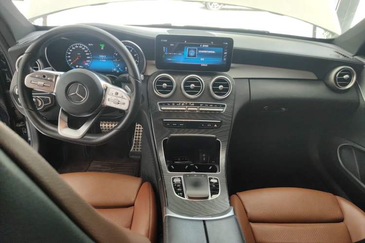 Used Mercedes-Benz C-Class 2019 C 260 Coupe Center Console