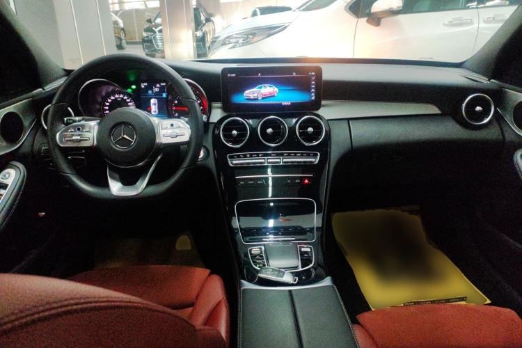 Used Mercedes-Benz C-Class 2019 C 260 Sport Edition Center Console