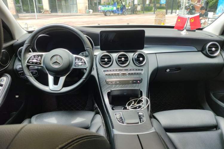 Used Mercedes-Benz C-Class 2019 Restyled C 260 L Sport Edition Center Console