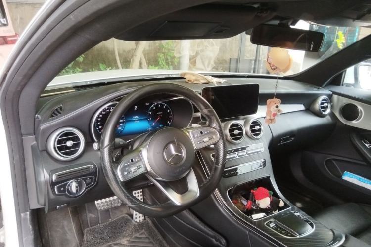 Used Mercedes-Benz C-Class 2019 C 260 Coupe Center Console