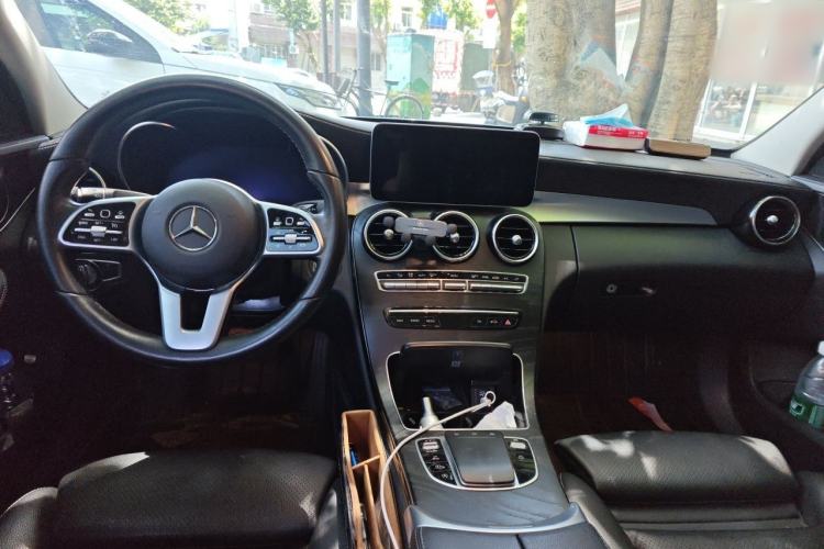 Used Mercedes-Benz C-Class 2019 Restyled C 260 L Sport Edition Center Console