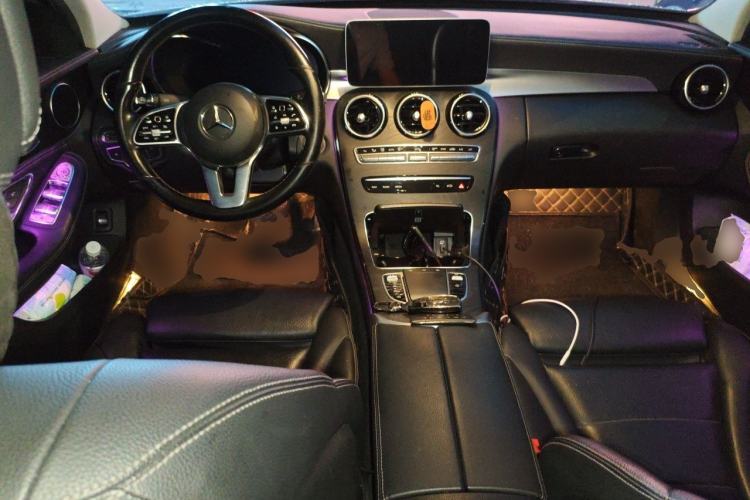 Used Mercedes-Benz C-Class 2019 Restyled C 260 L Sport Edition Center Console