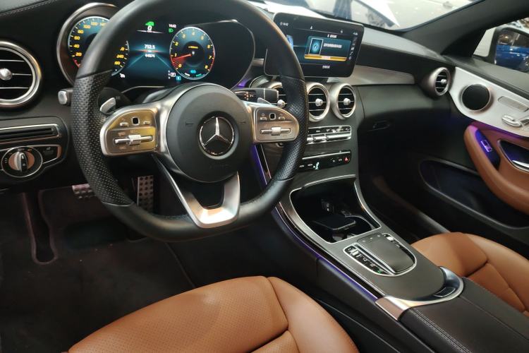 Used Mercedes-Benz C-Class 2019 C 260 Coupe Center Console