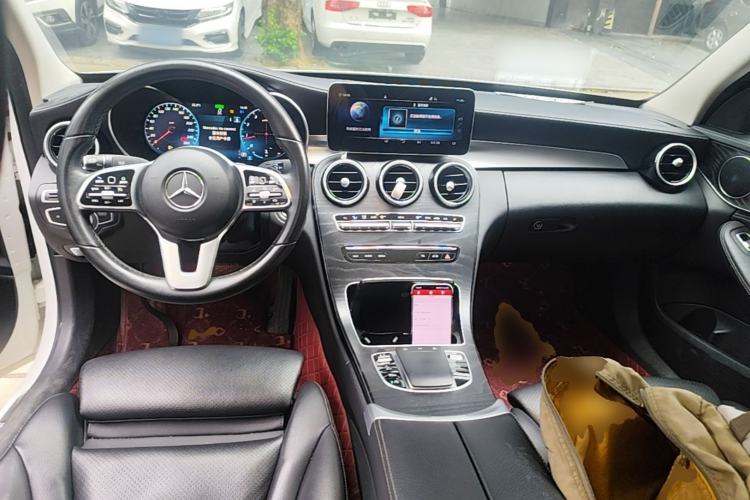 Used Mercedes-Benz C-Class 2019 C 260 L Sport Edition Center Console