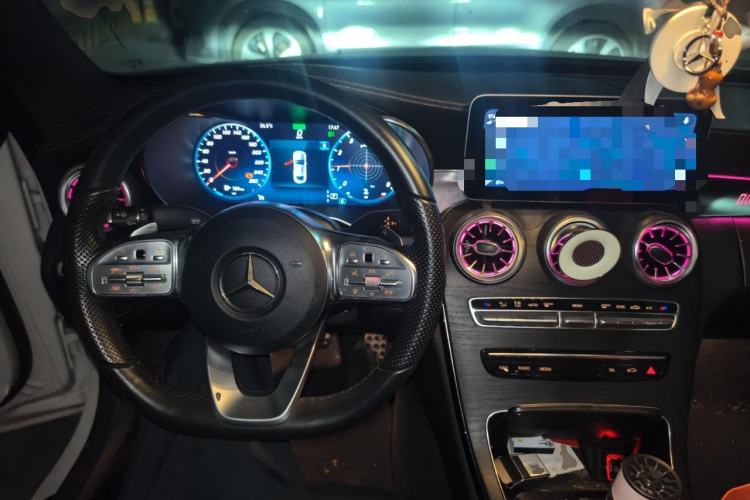 Used Mercedes-Benz C-Class 2019 C 260 Coupe Center Console