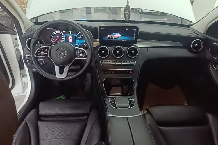 Used Mercedes-Benz C-Class 2019 Restyled C 260 L Sport Edition Center Console