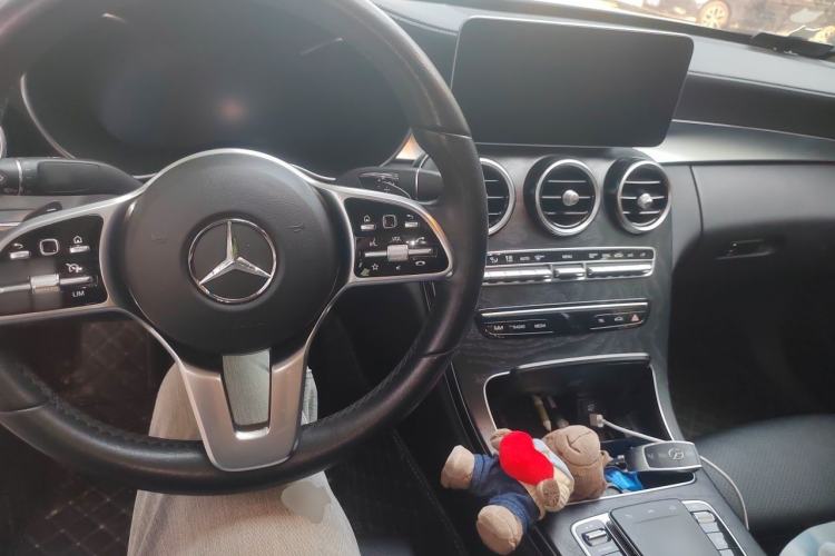 Used Mercedes-Benz C-Class 2019 Restyled C 260 L Sport Edition Center Console