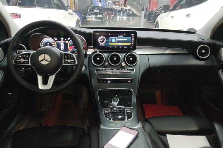 Used Mercedes-Benz C-Class 2019 Restyled C 260 L Sport Edition Center Console