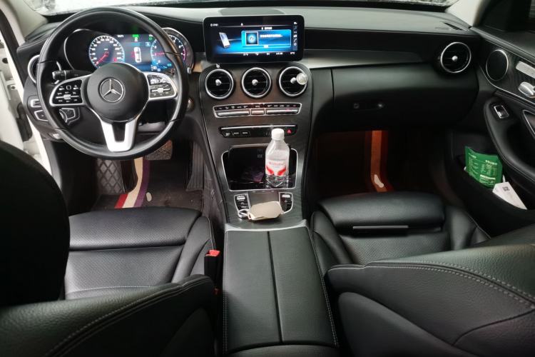 Used Mercedes-Benz C-Class 2019 C 260 L Sport Edition Center Console