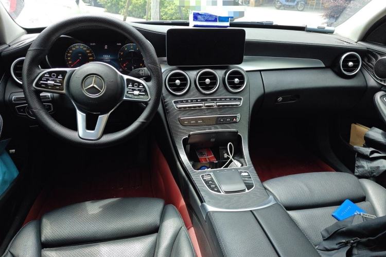 Used Mercedes-Benz C-Class 2019 Restyled C 260 L Sport Edition Center Console