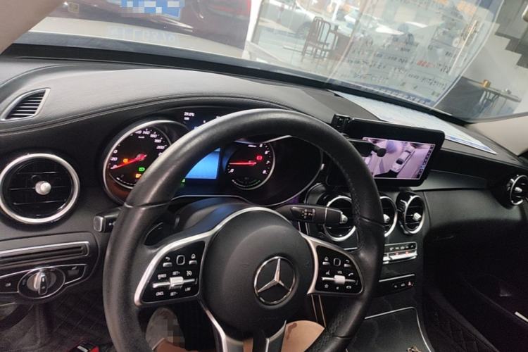 Used Mercedes-Benz C-Class 2019 C 260 L Sport Edition Center Console