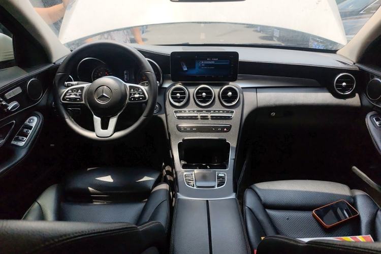 Used Mercedes-Benz C-Class 2019 C 260 L Sport Edition Center Console