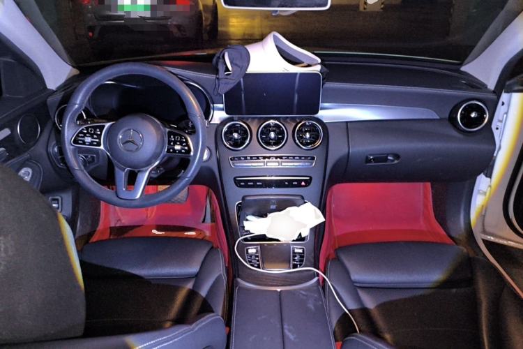 Used Mercedes-Benz C-Class 2019 Restyled C 260 L Sport Edition Center Console