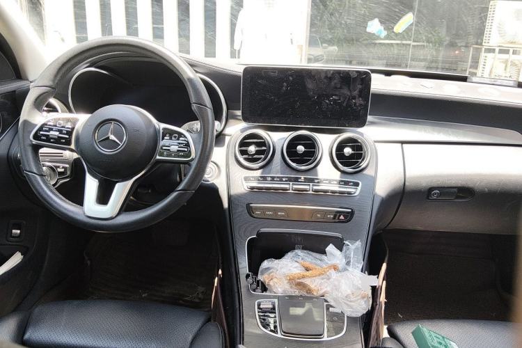 Used Mercedes-Benz C-Class 2019 Restyled C 260 L Sport Edition Center Console