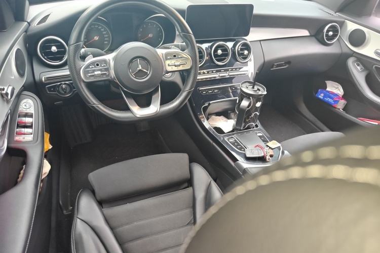 Used Mercedes-Benz C-Class 2019 C 260 Sport Edition Center Console
