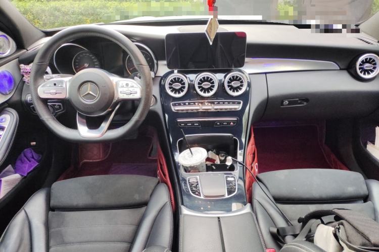 Used Mercedes-Benz C-Class 2019 C 260 Sport Edition Center Console