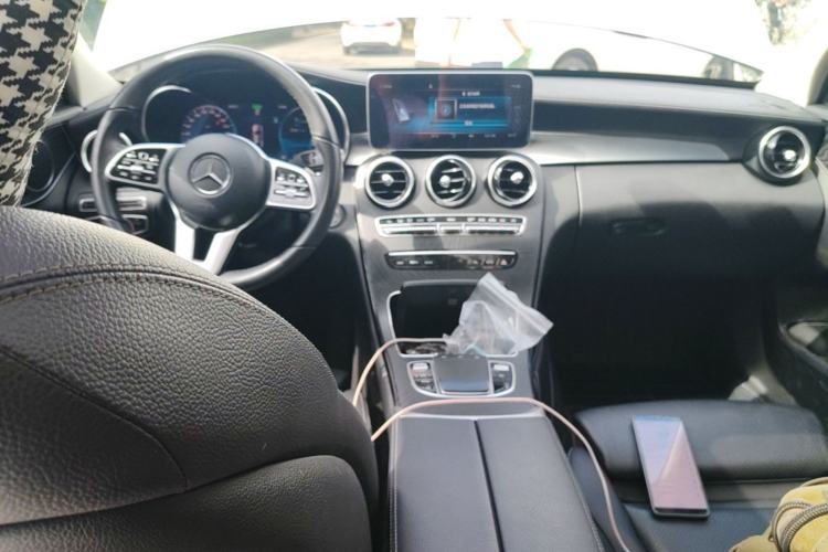 Used Mercedes-Benz C-Class 2019 Restyled C 260 L Sport Edition Center Console