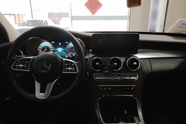 Used Mercedes-Benz C-Class 2019 Restyled C 260 L Sport Edition Center Console