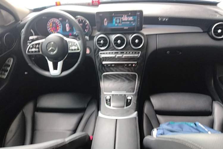 Used Mercedes-Benz C-Class 2019 Restyled C 260 L Sport Edition Center Console